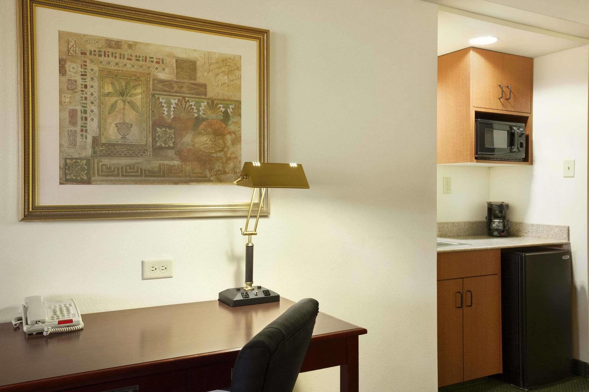 Hotel Wingate By Wyndham Chesapeake Zewnętrze zdjęcie